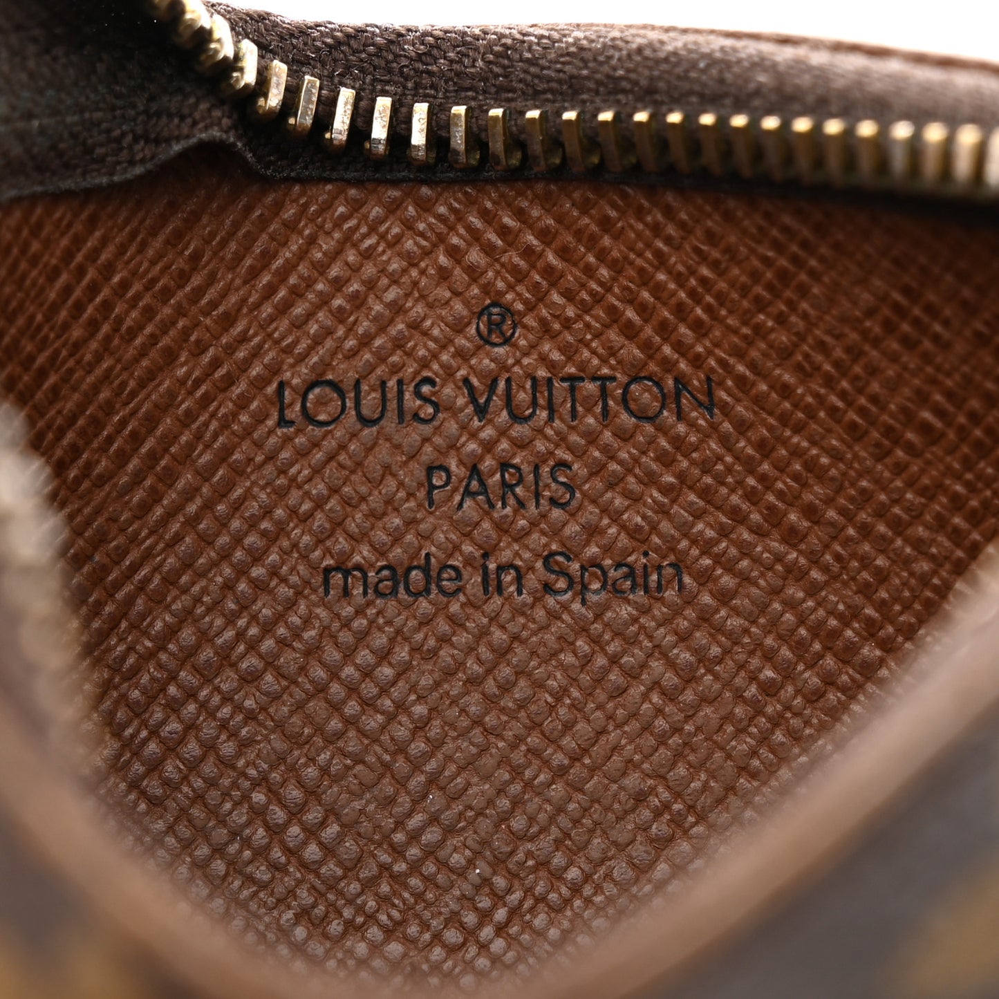 LOUIS VUITTON Monogram Key Pouch
