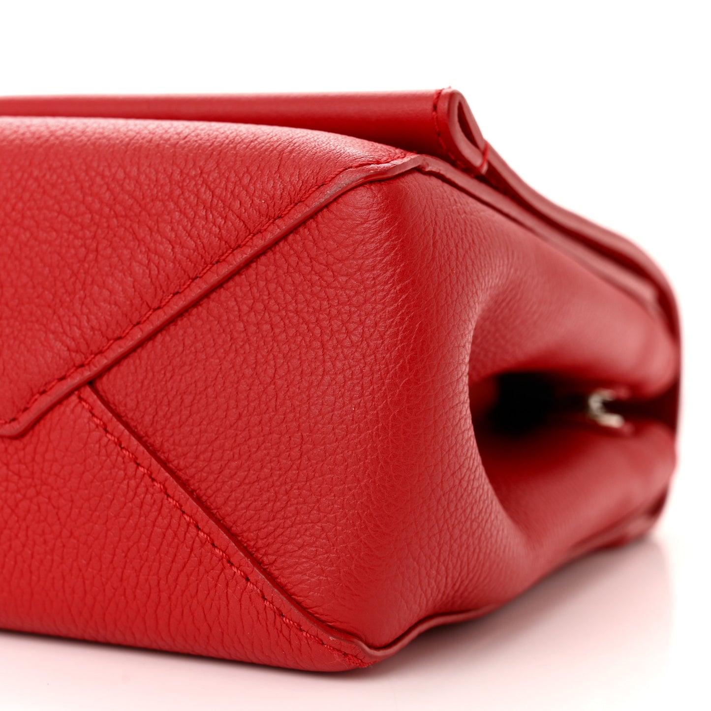 Calfskin Lockme II Chain Bag BB Rubis