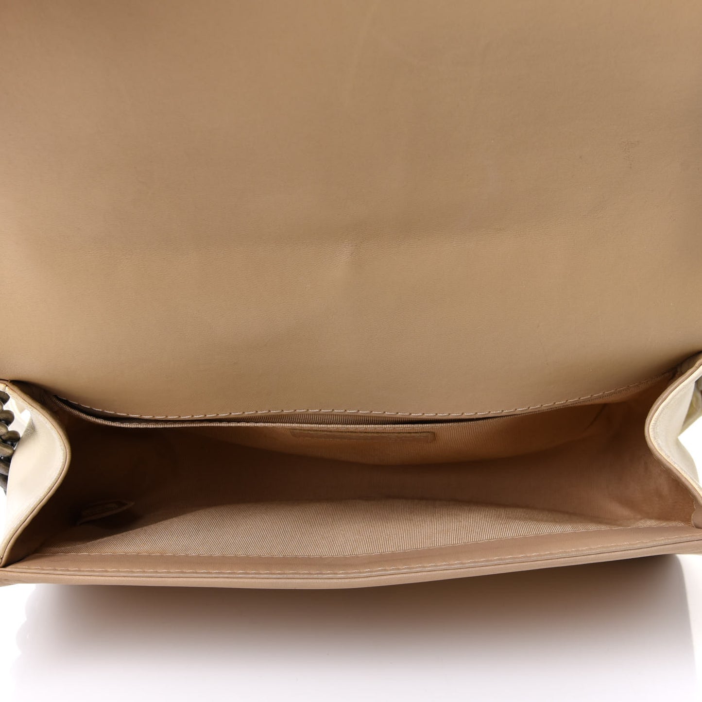 Lambskin Quilted Medium Boy Flap Ivory Havana Beige