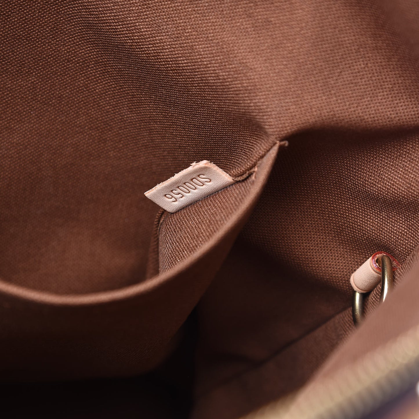 Monogram Lockit Vertical
