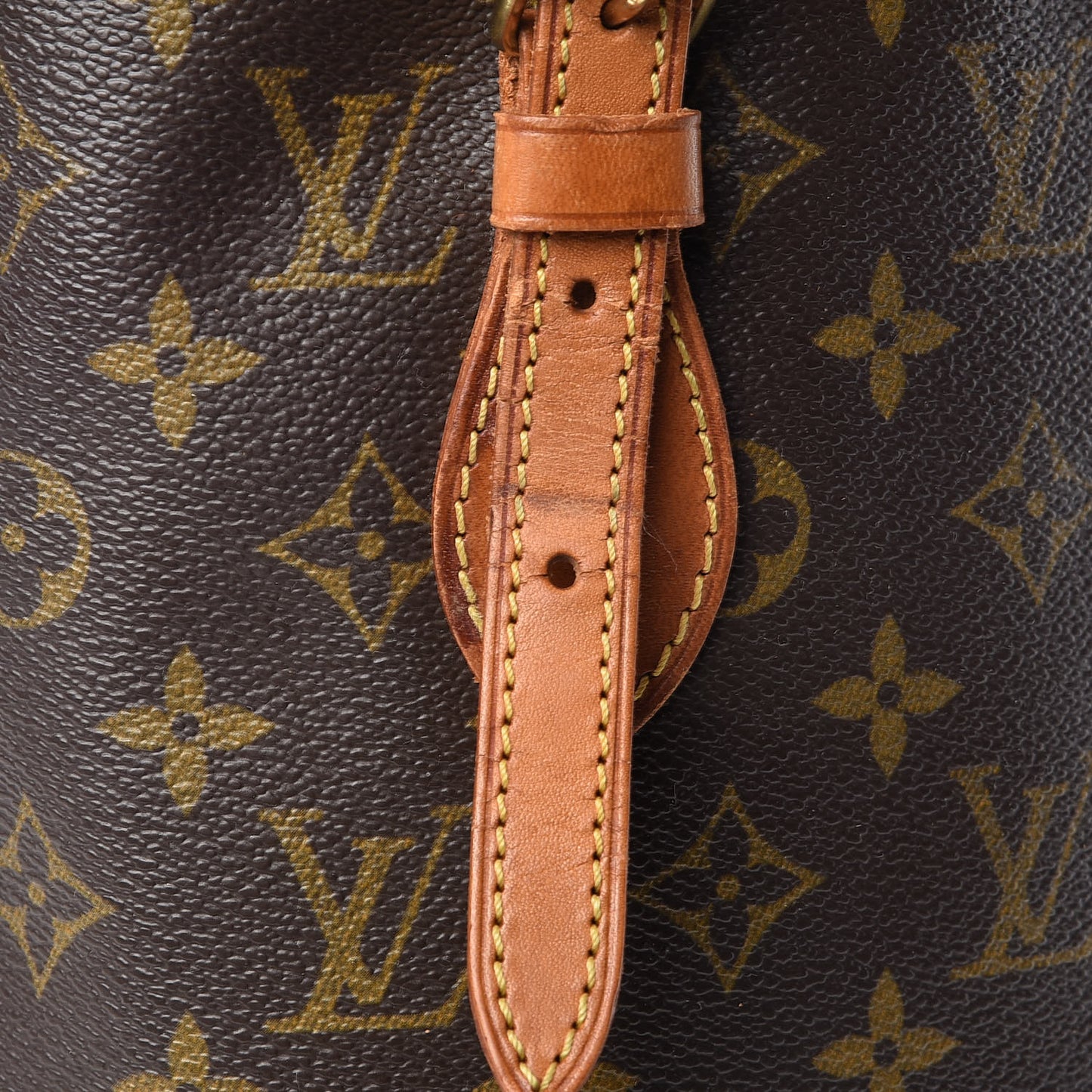 Monogram Petit Bucket 23