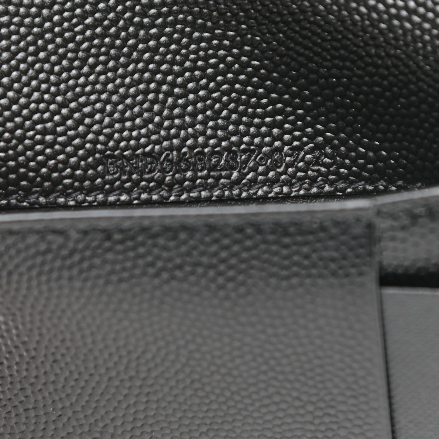 Grain De Poudre Matelasse Chevron Monogram Zipped Two-Part Wallet Black