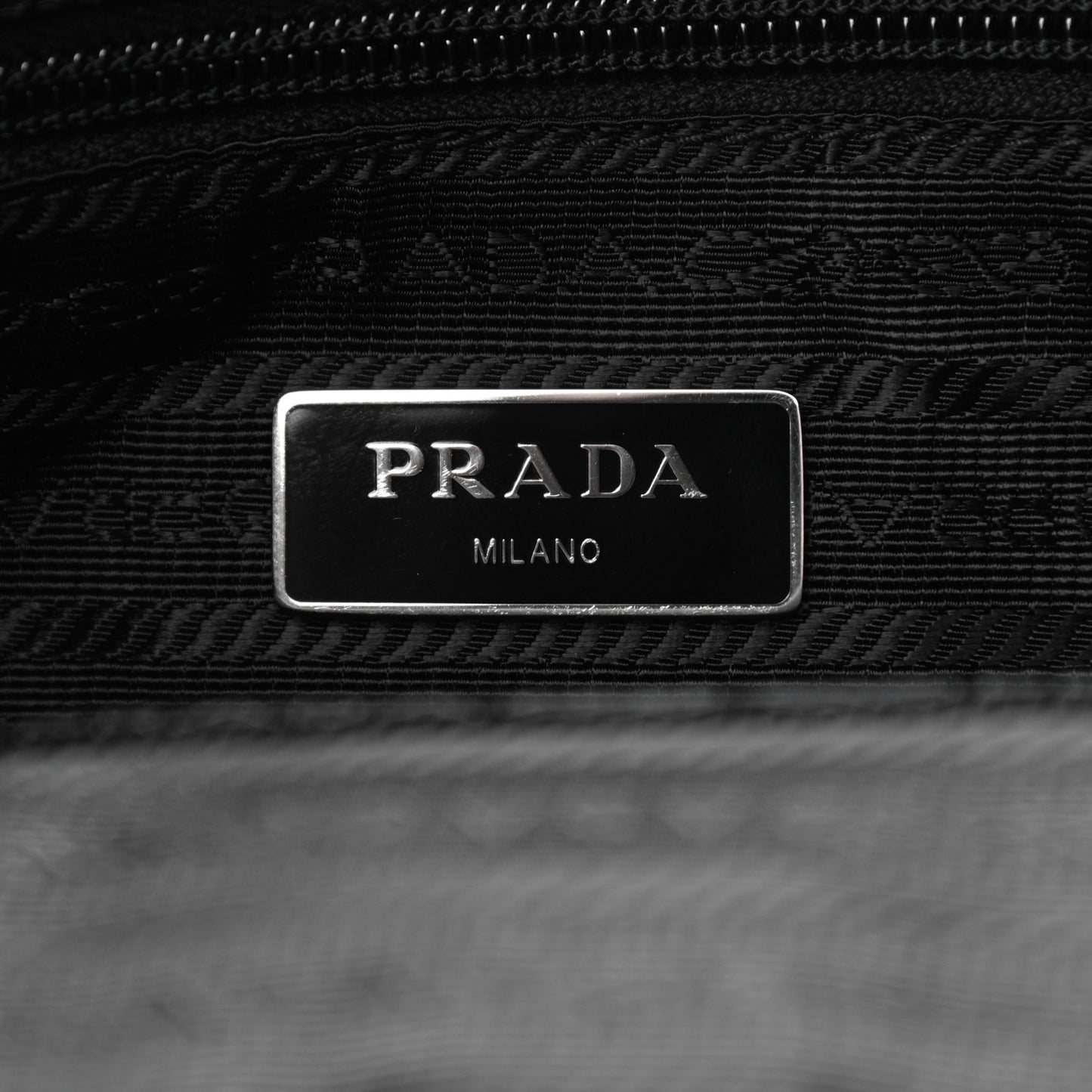 Tessuto Nylon Vela Saffiano Tote Black