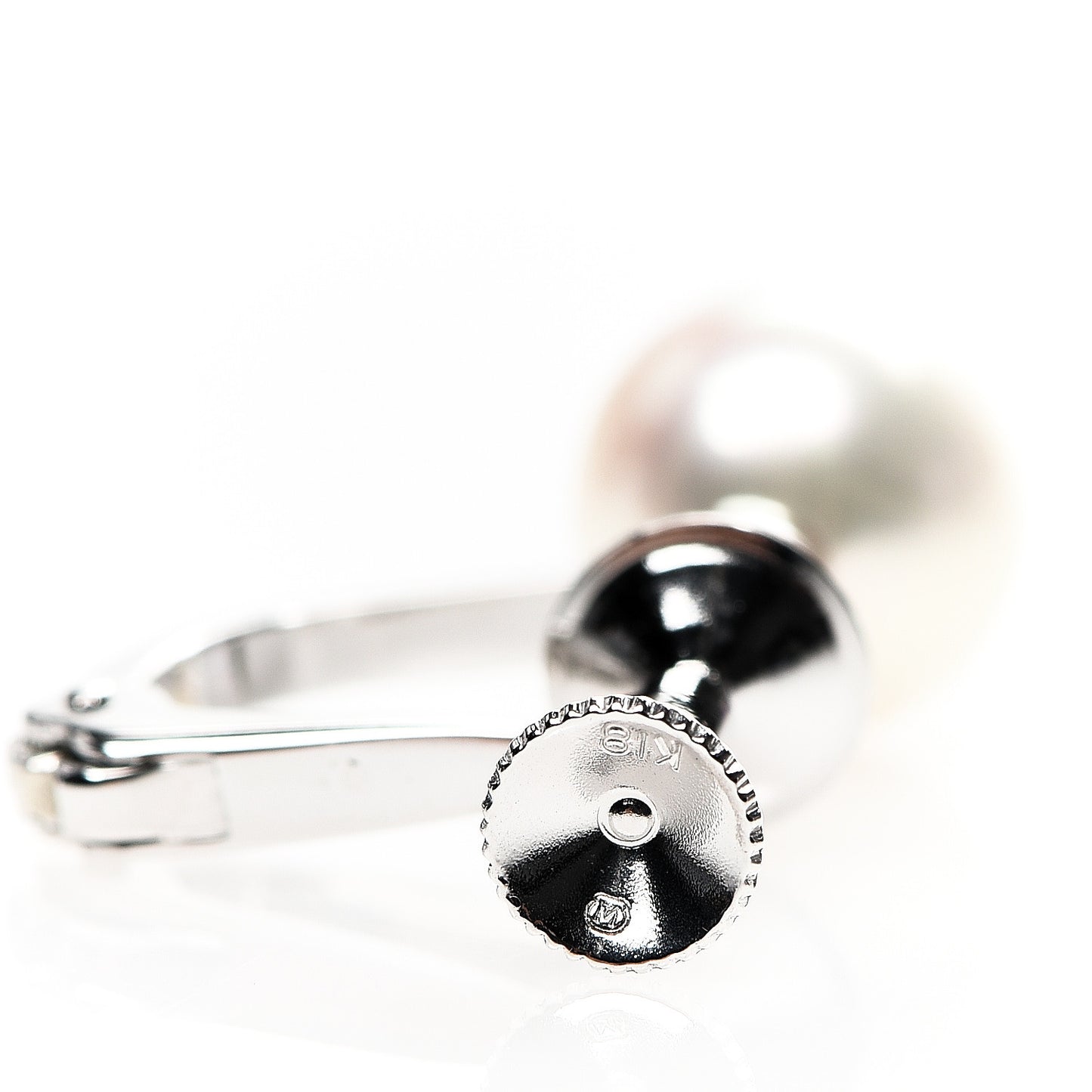 18K White Gold Akoya Pearl 8.5mm Screw Back Earrings