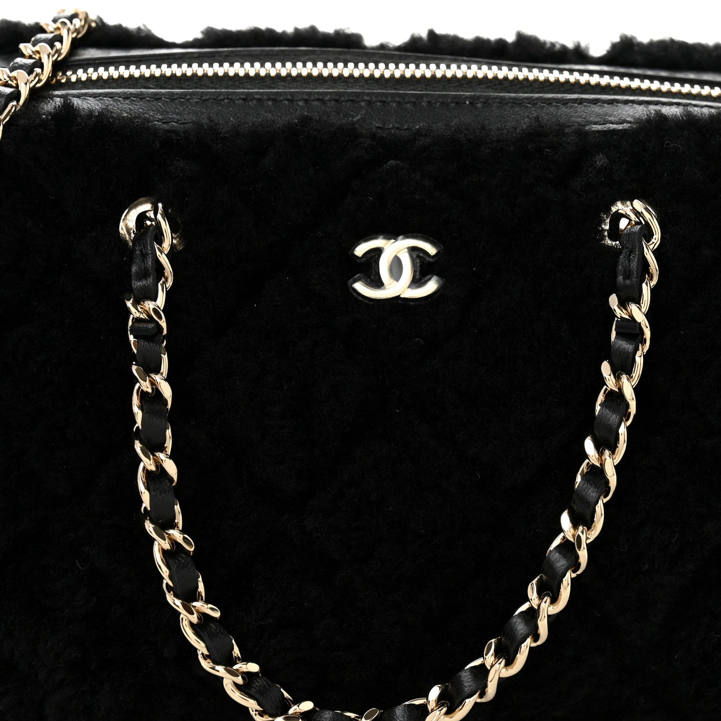 Shearling Quilted Barrel Clutch With Chain Black