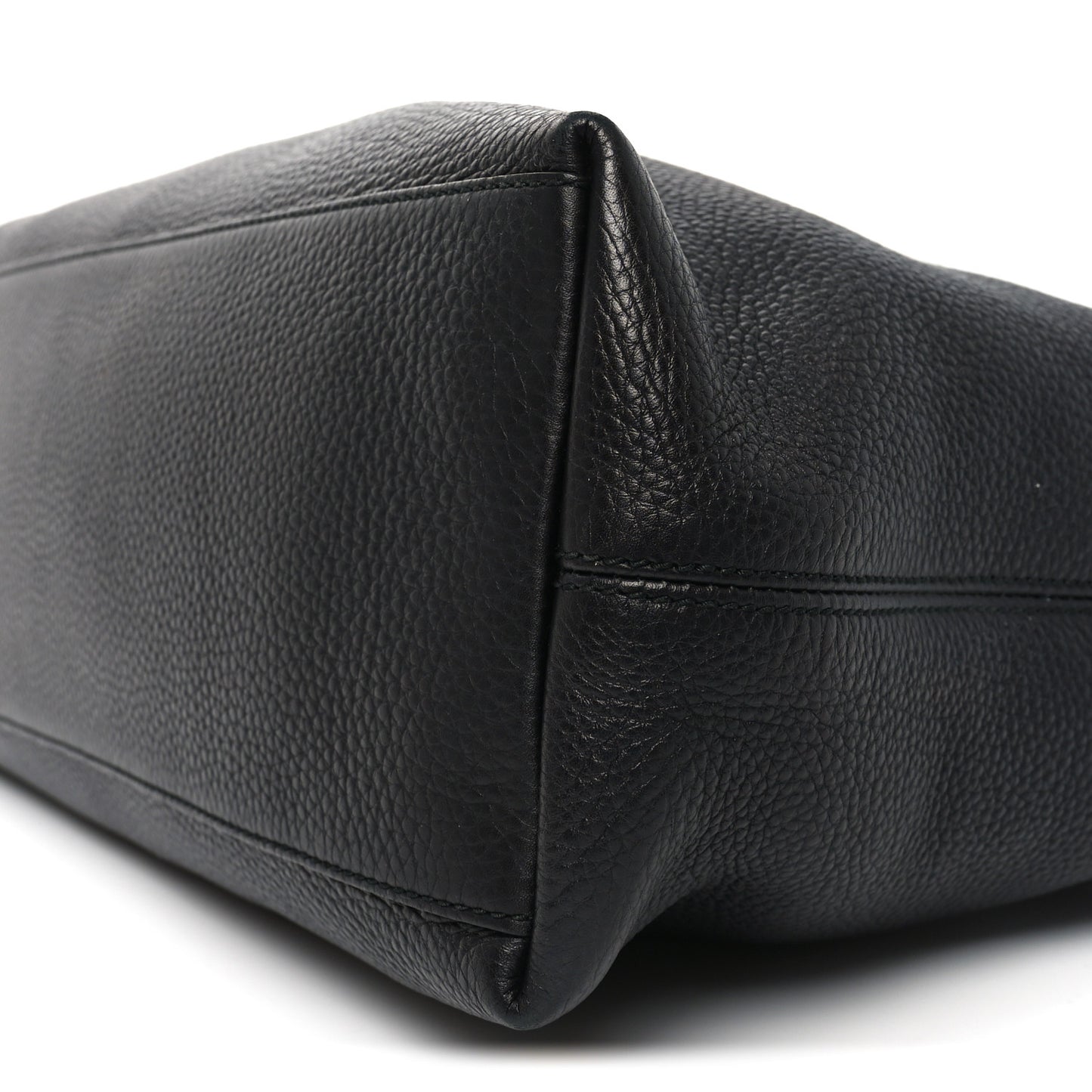 Pebbled Calfskin Medium Soho Chain Shoulder Bag Black