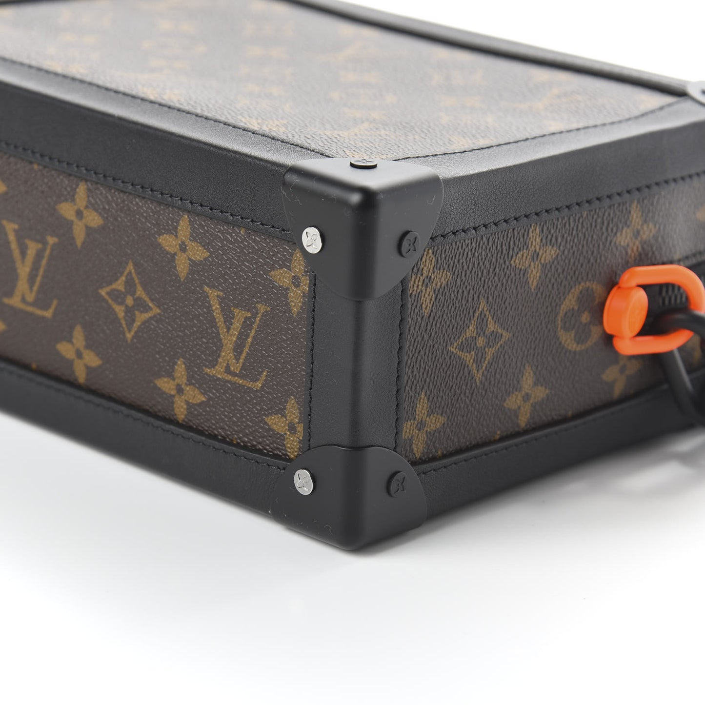 Monogram Solar Ray Soft Trunk