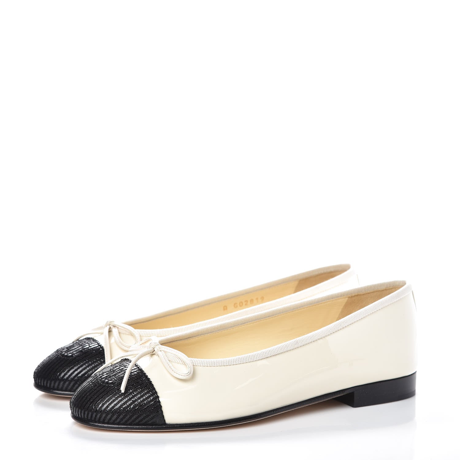 Chanel Patent CC Cap Toe Ballerina Flats 35.5 Beige Black 3 of 9