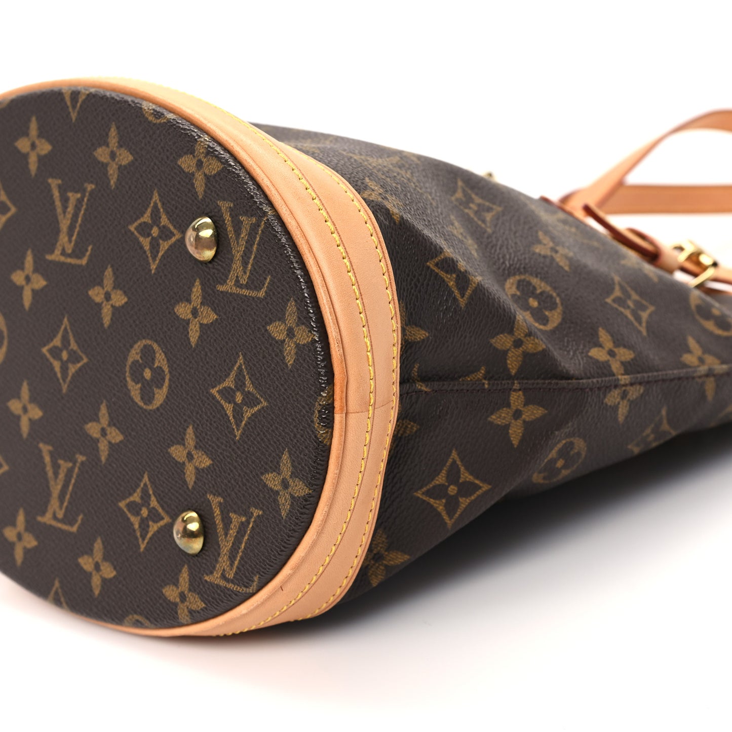 Monogram Petit Bucket 23