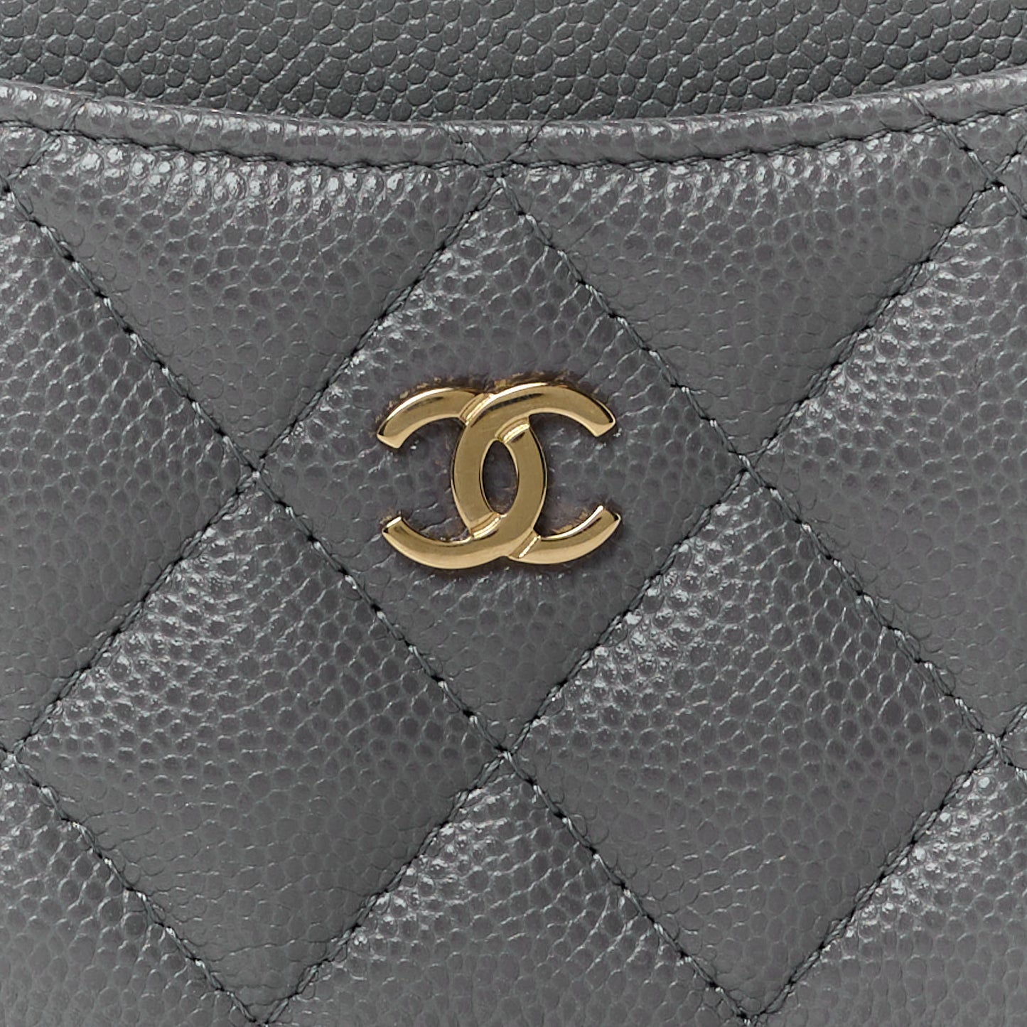 Caviar Quilted CC Zip Around Card Holder Grey