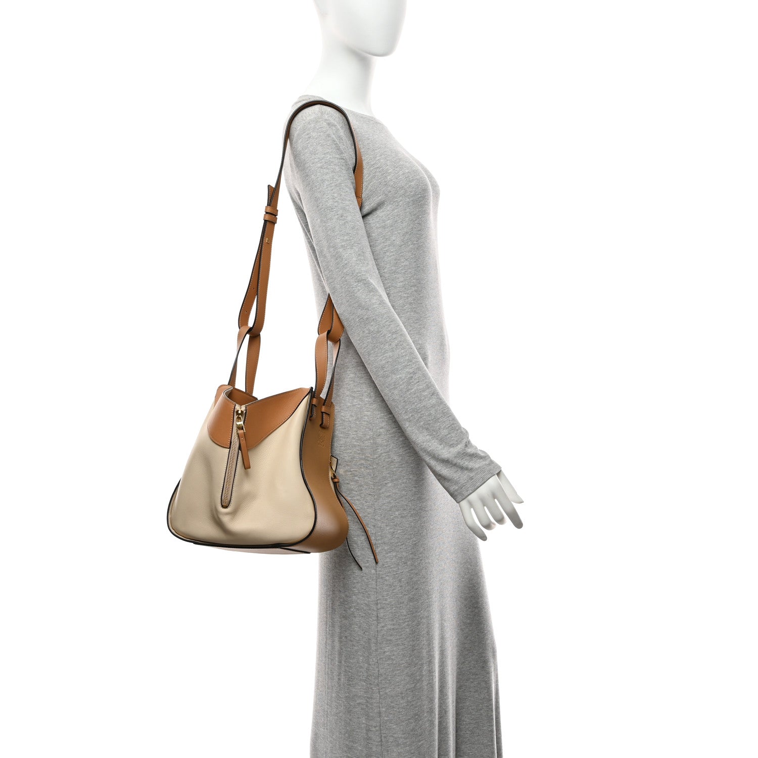 Loewe Calfskin Small Hammock Shoulder Bag Dune Warm Desert 2 of 10