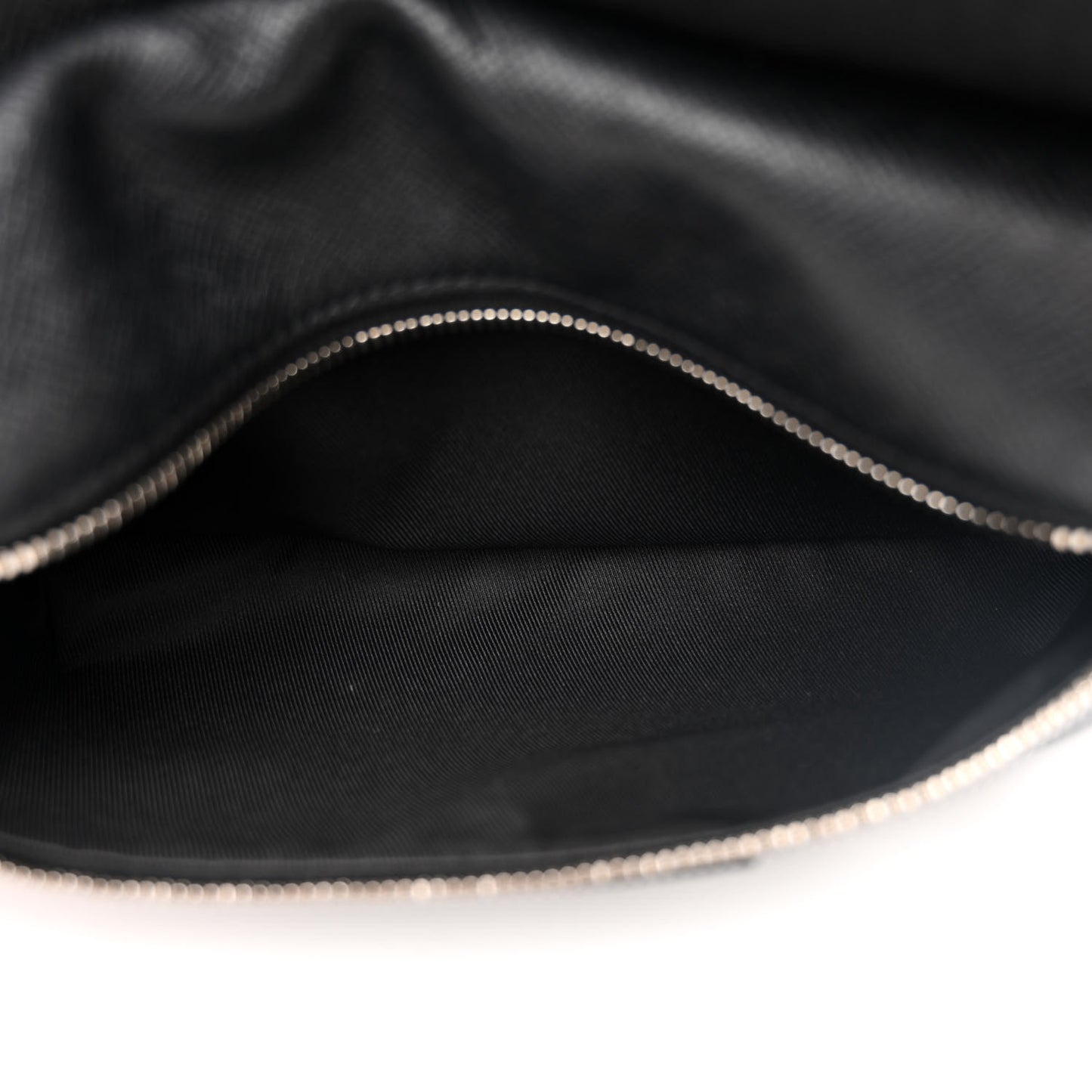 Taiga Monogram Eclipse Outdoor Messenger Black