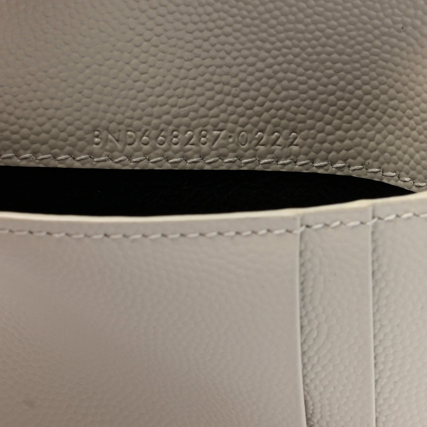 Grain De Poudre Matelasse Chevron Monogram Zipped Card Case White