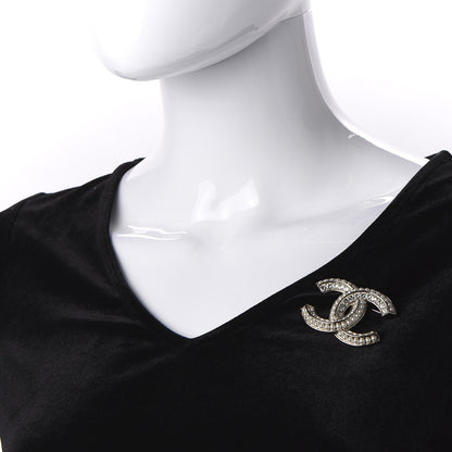 Chanel Crystal Pearl Chain Mania CC Brooch Gold 2 of 5