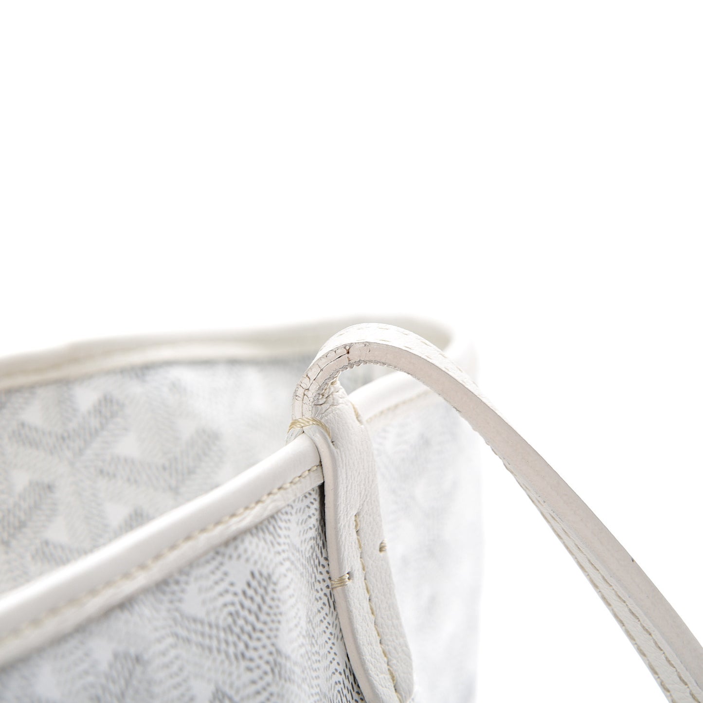 Goyardine Artois MM White