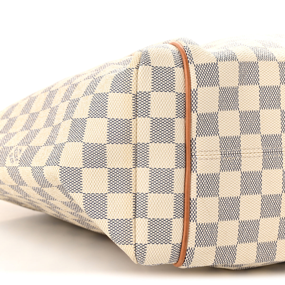 Louis Vuitton Damier Azur Totally MM 14 of 17
