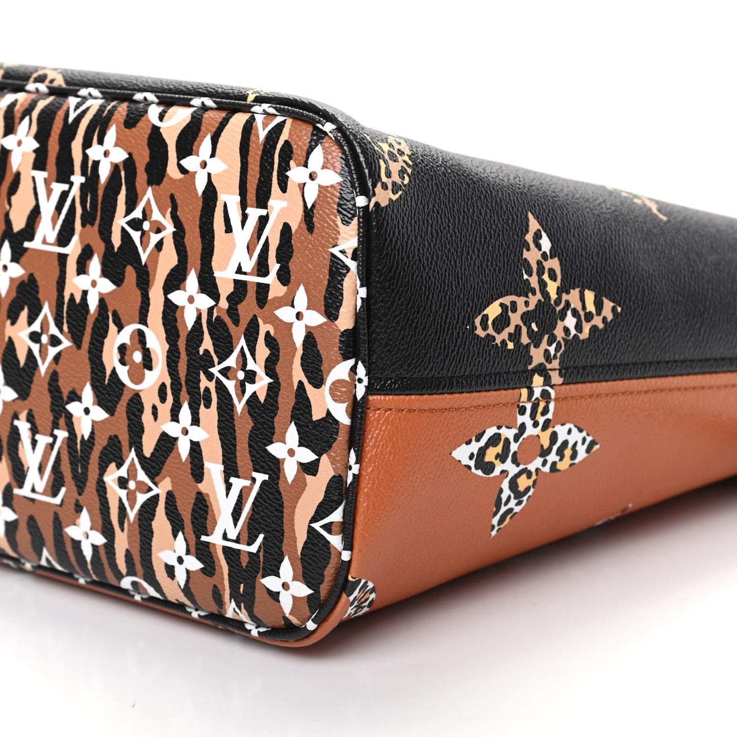 Monogram Giant Jungle Neverfull MM Black