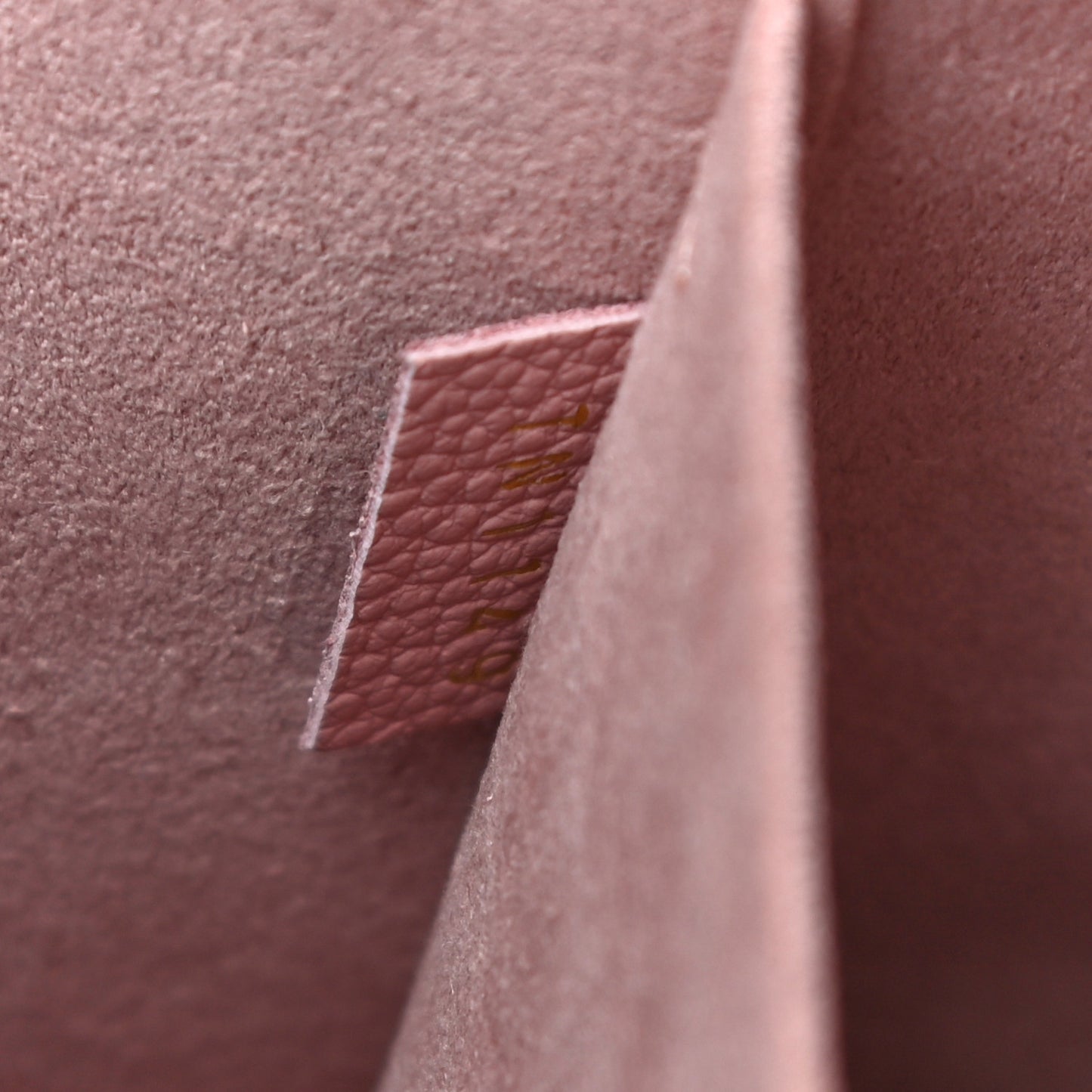 Monogram Daily Pouch Rose Poudre