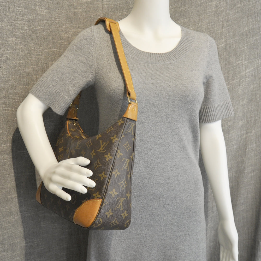 Louis Vuitton Monogram Boulogne 3 of 10