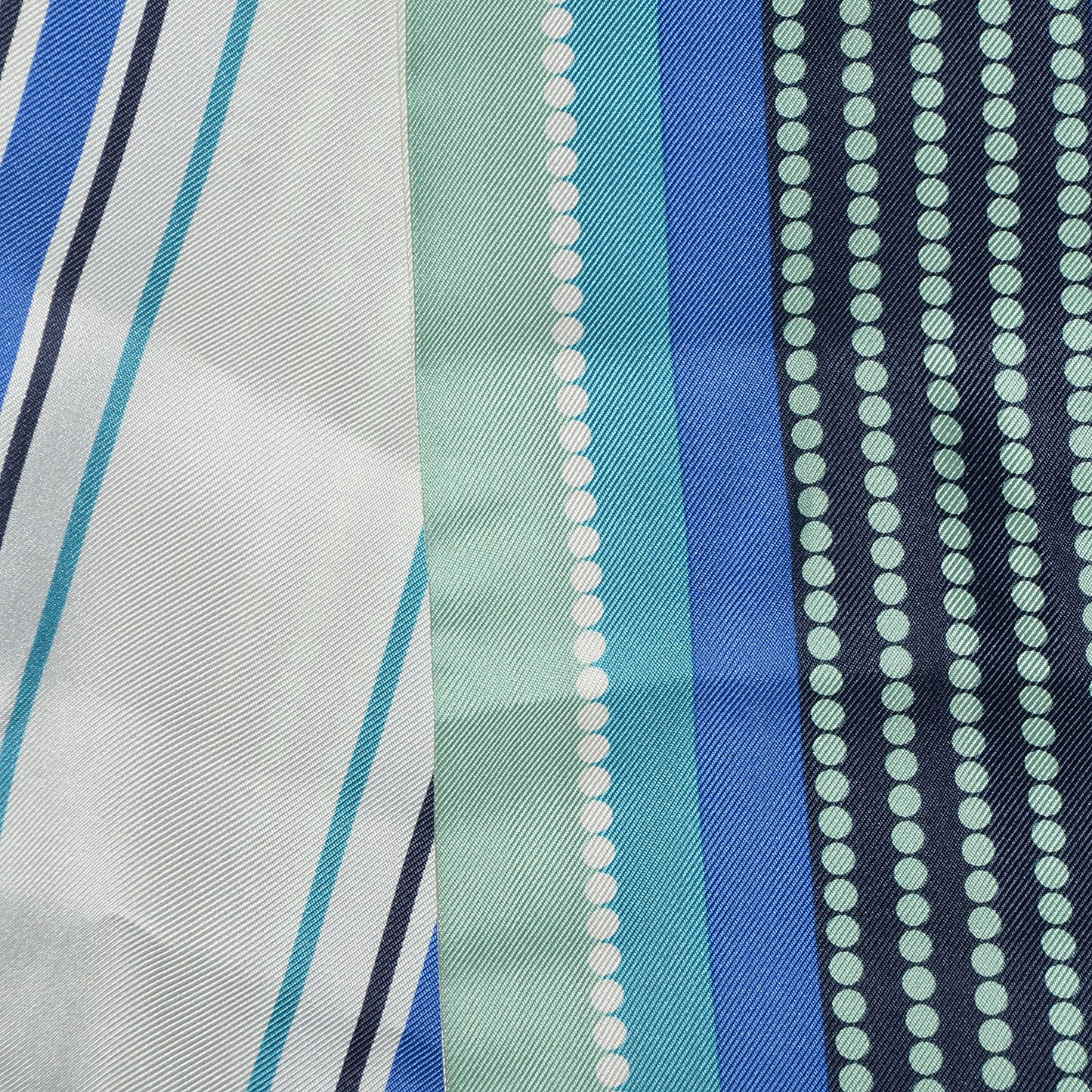 Silk Pearl CC N°5 Scarf Blue