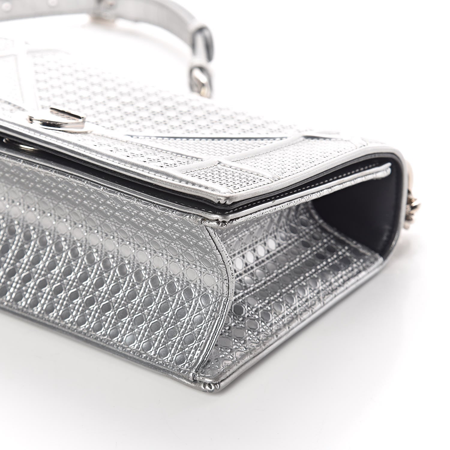 Christian Dior Metallic Patent Micro-Cannage Small Diorama Flap Bag Silver 8 of 9