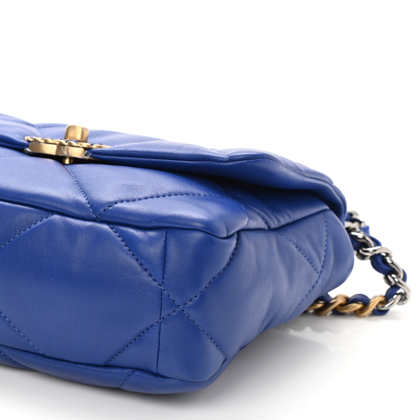 Lambskin Quilted Medium Chanel 19 Flap Blue