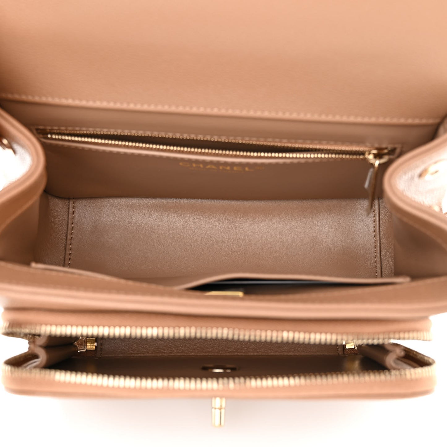 Caviar Quilted Medium Business Affinity Flap Beige