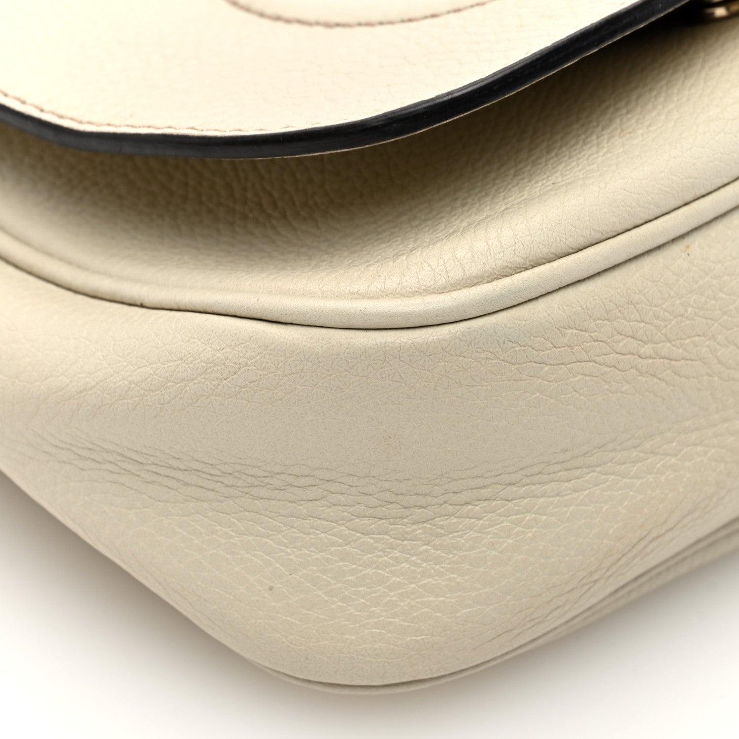 Gucci Pebbled Calfskin Small Soho Flap Crossbody Off White 9 of 10