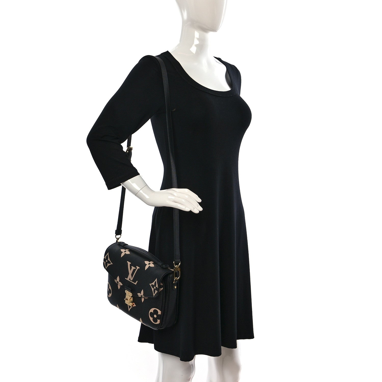 Louis Vuitton Empreinte Monogram Giant Pochette Metis Black Beige 2 of 10