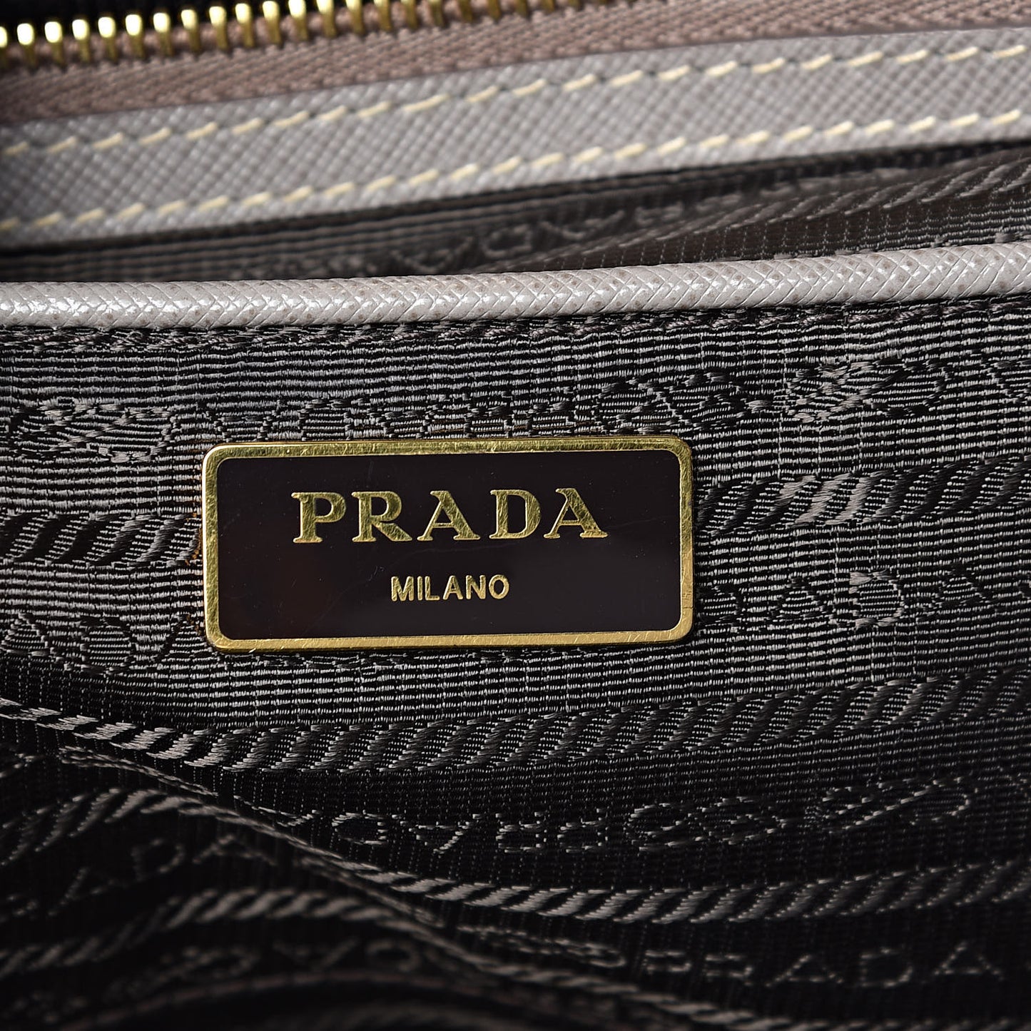 Saffiano Lux Large Tote Argilla