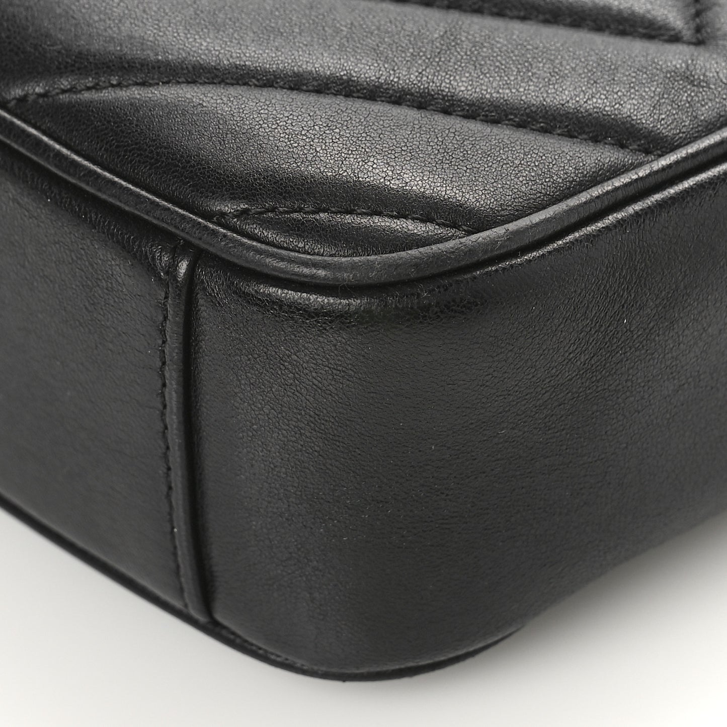 Lambskin Chevron Quilted Pyramid CC Camera Case Black