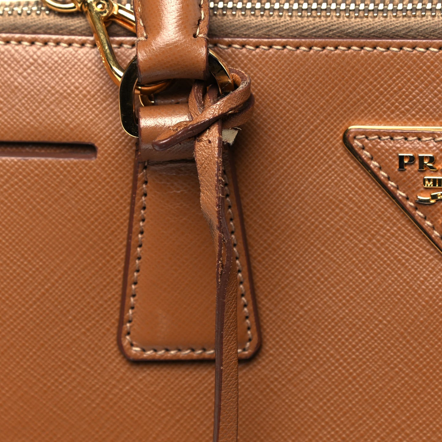Saffiano Lux Medium Promenade Tote Caramel