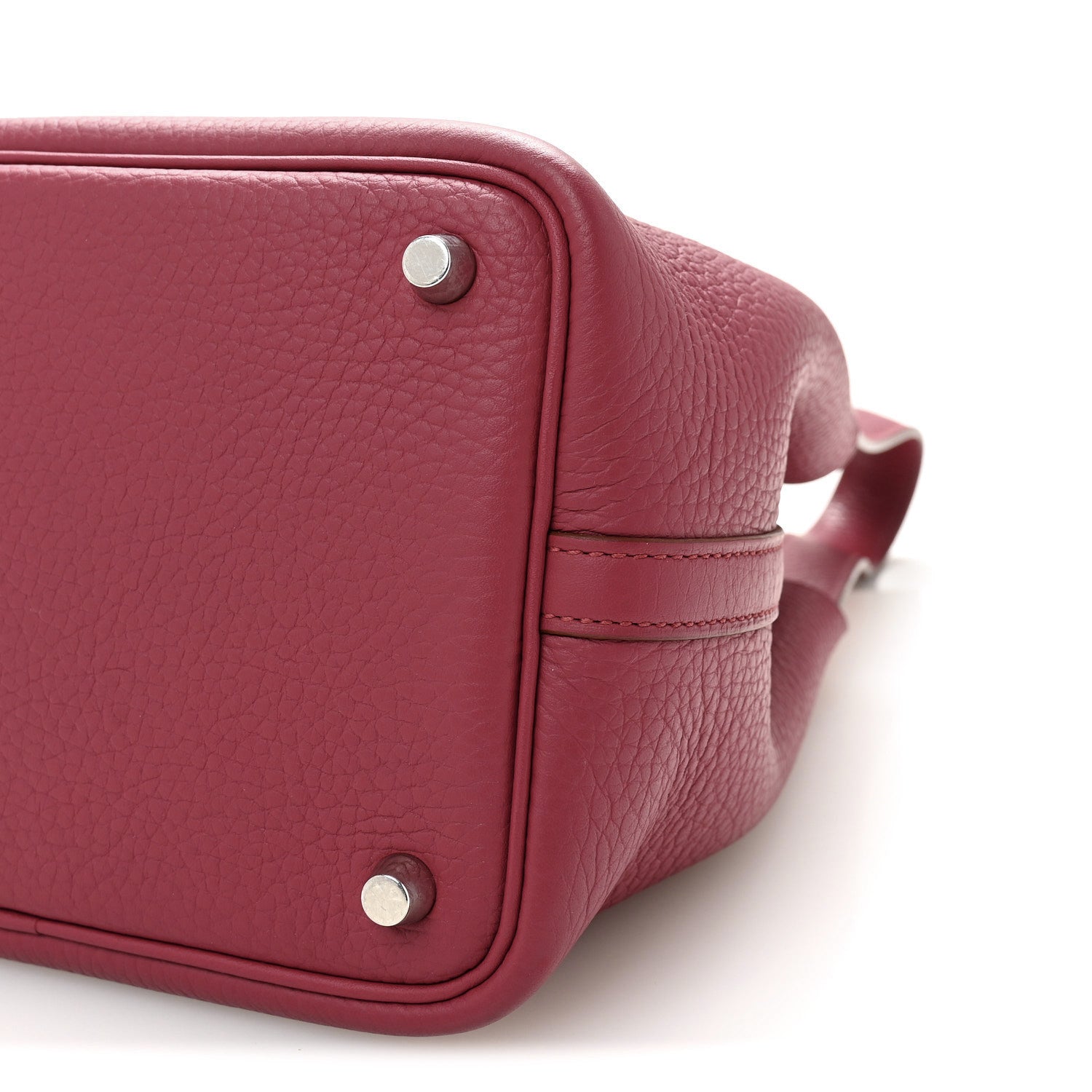Hermes Taurillon Clemence Picotin Lock 18 PM Rubis 9 of 10
