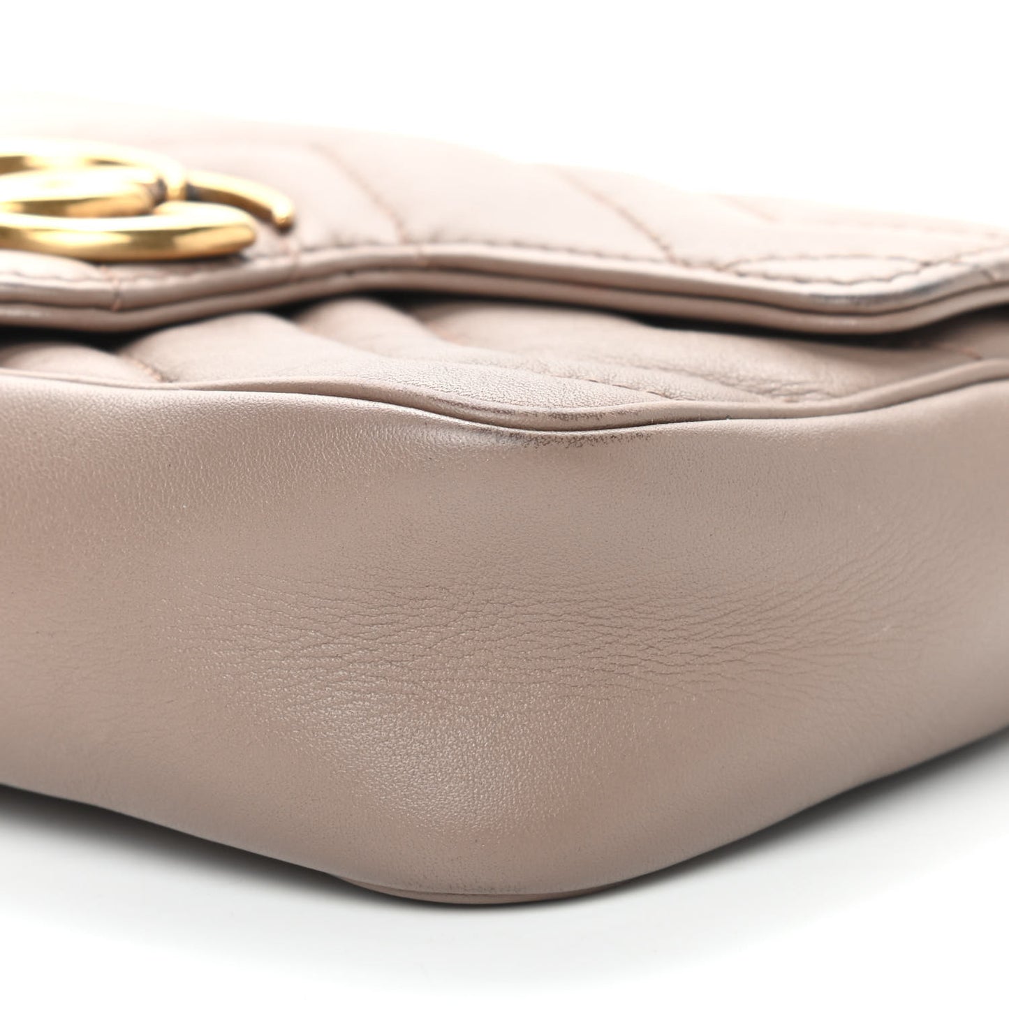 Calfskin Matelasse Super Mini GG Marmont Shoulder Bag Porcelain Rose