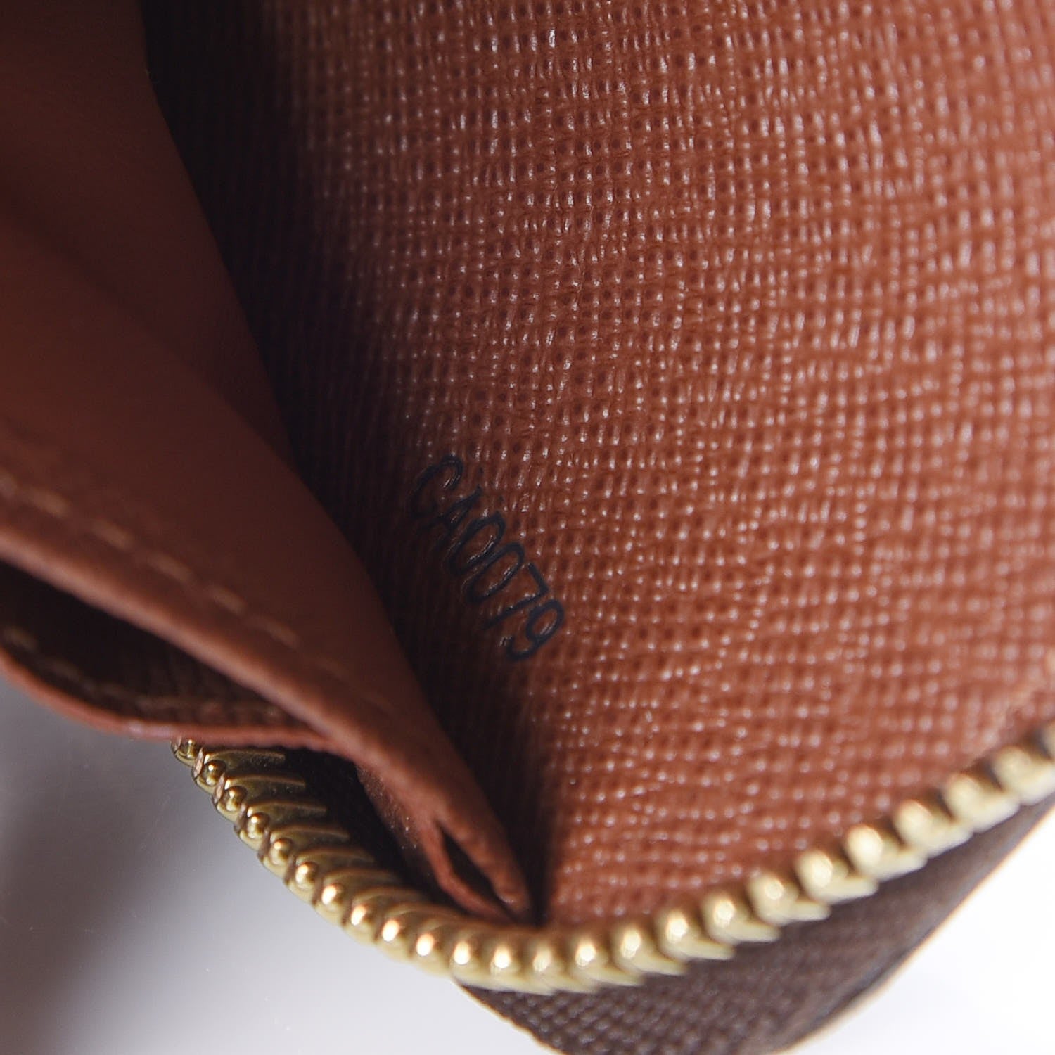 Louis Vuitton Monogram Zippy Wallet 8 of 9