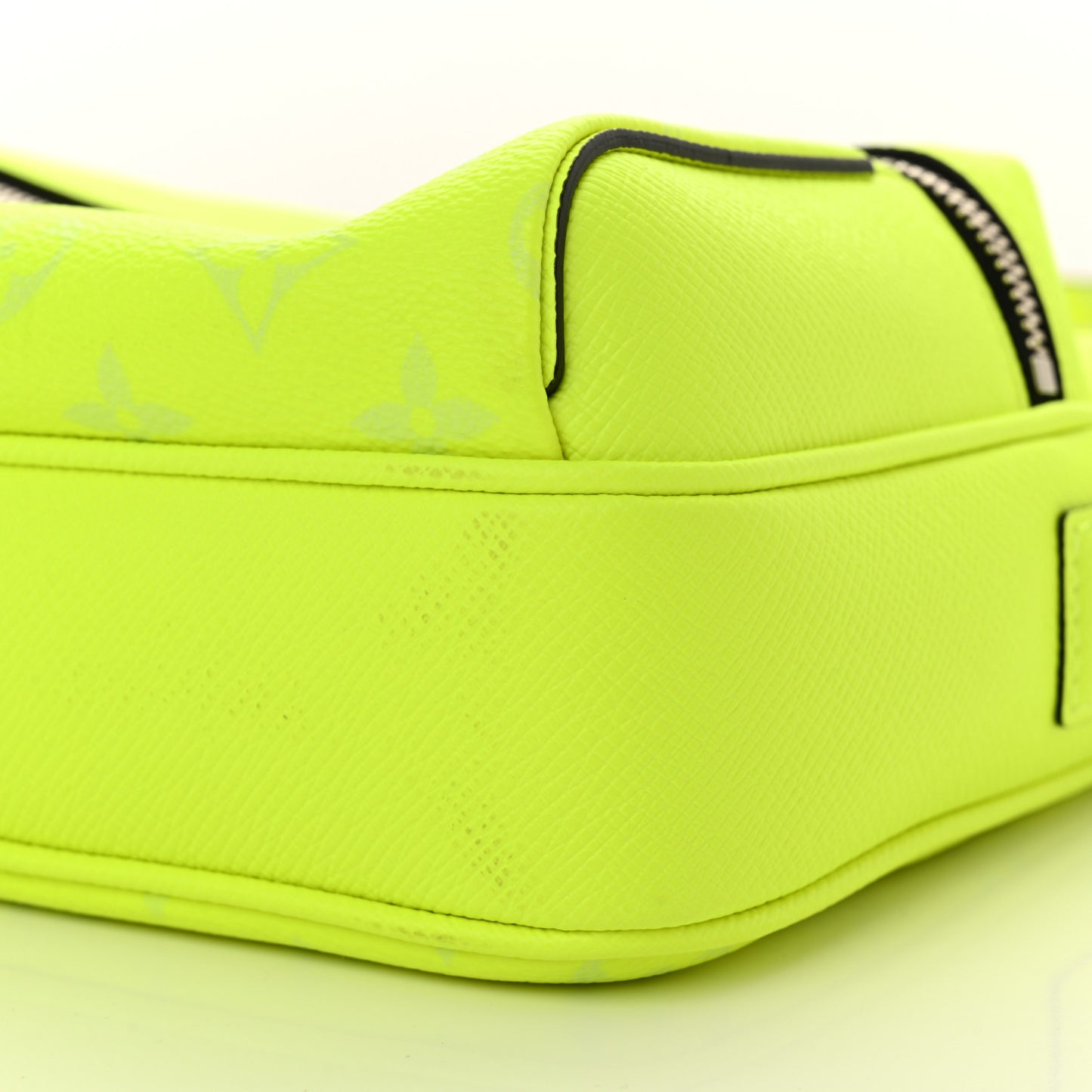Taigarama Outdoor Messenger Yellow