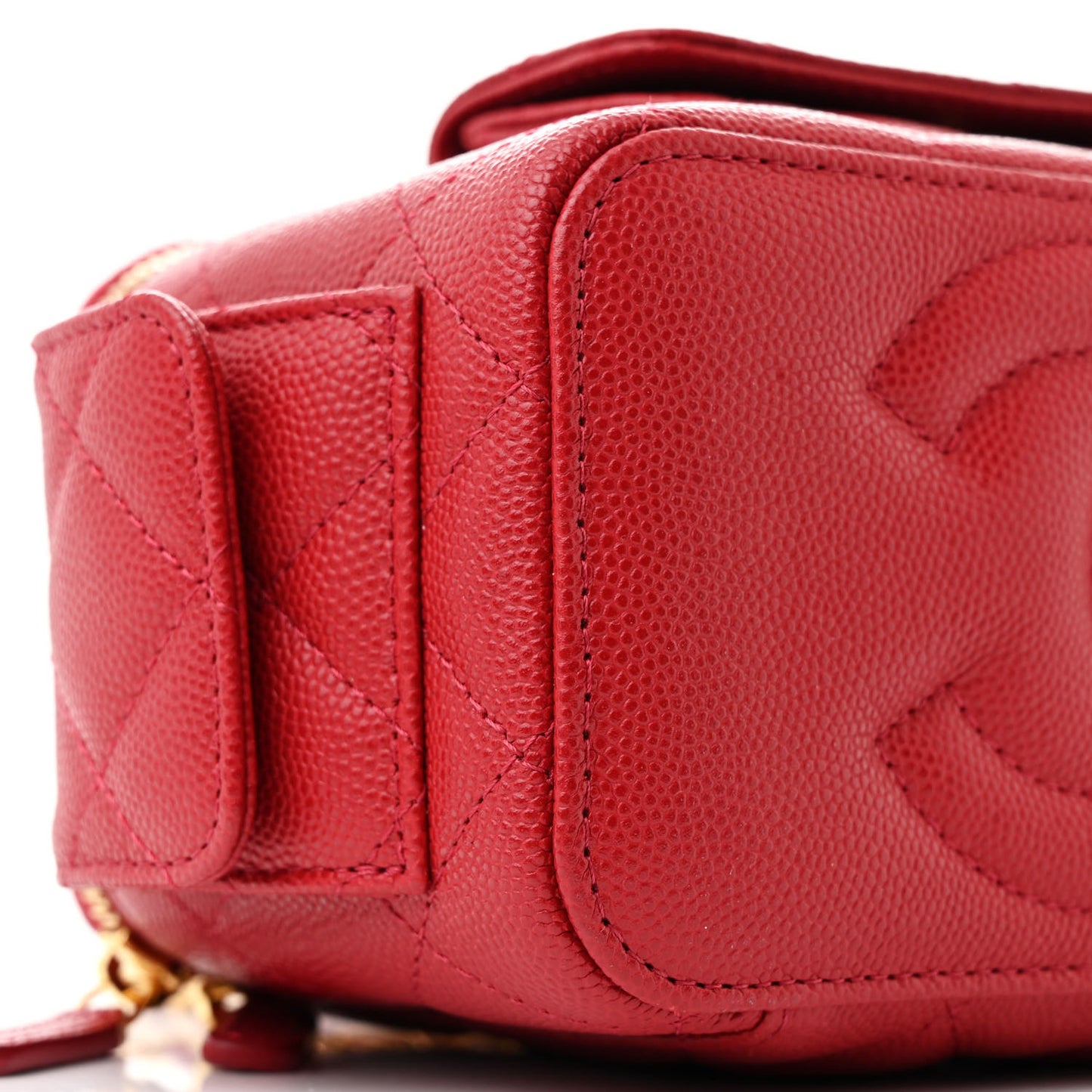 Caviar Quilted Polly Pocket East West Top Vanity With Chain Red