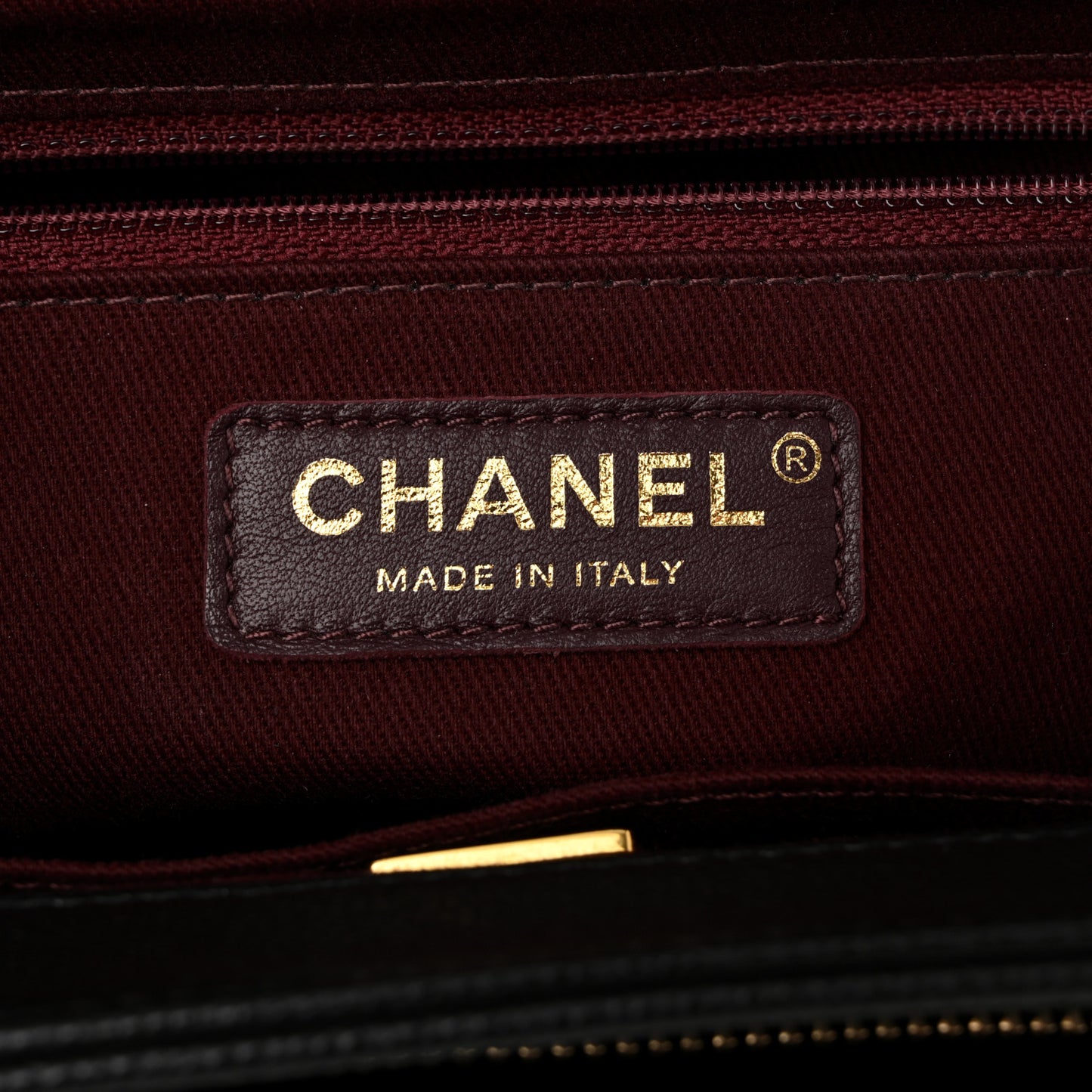 Caviar Quilted Medium Business Affinity Flap Black