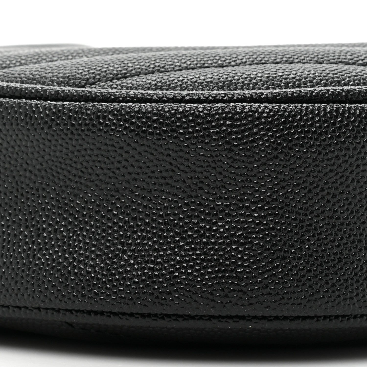 Saint Laurent Grain De Poudre Matelasse Chevron Quilted Round Vinyle Camera Bag Black 9 of 10