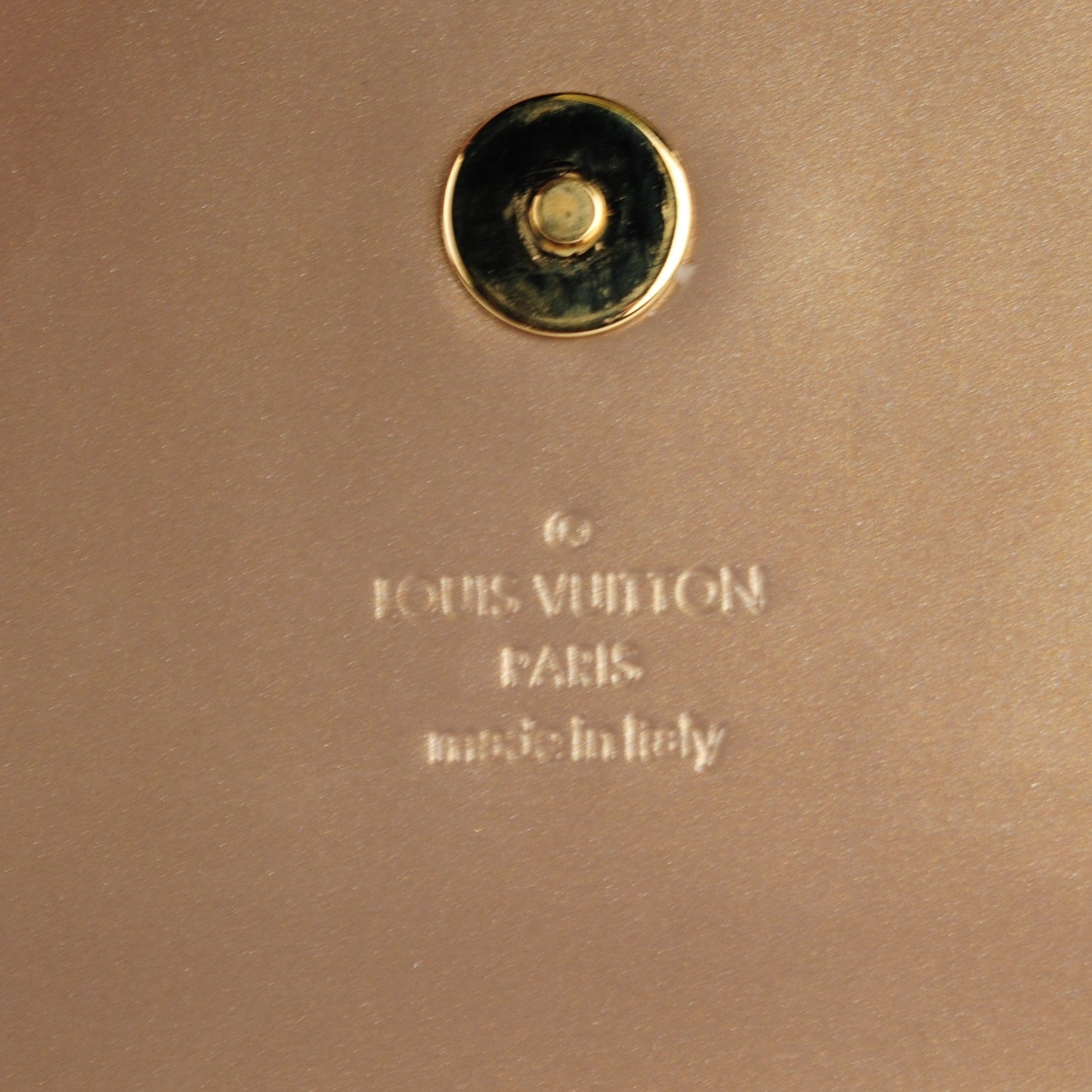 Louis Vuitton Patent Sobe Clutch Beige Poudre 7 of 8