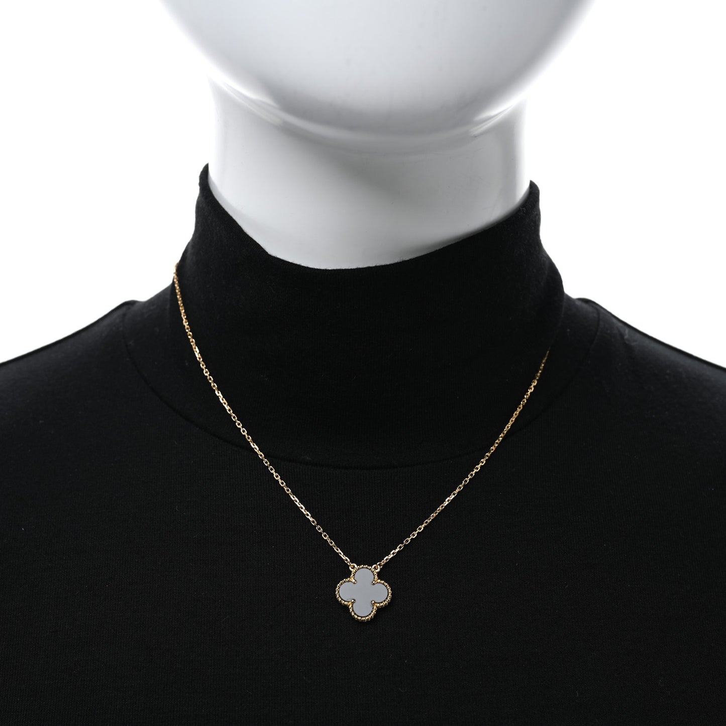 18K Yellow Gold Black Onyx Vintage Alhambra Pendant Necklace
