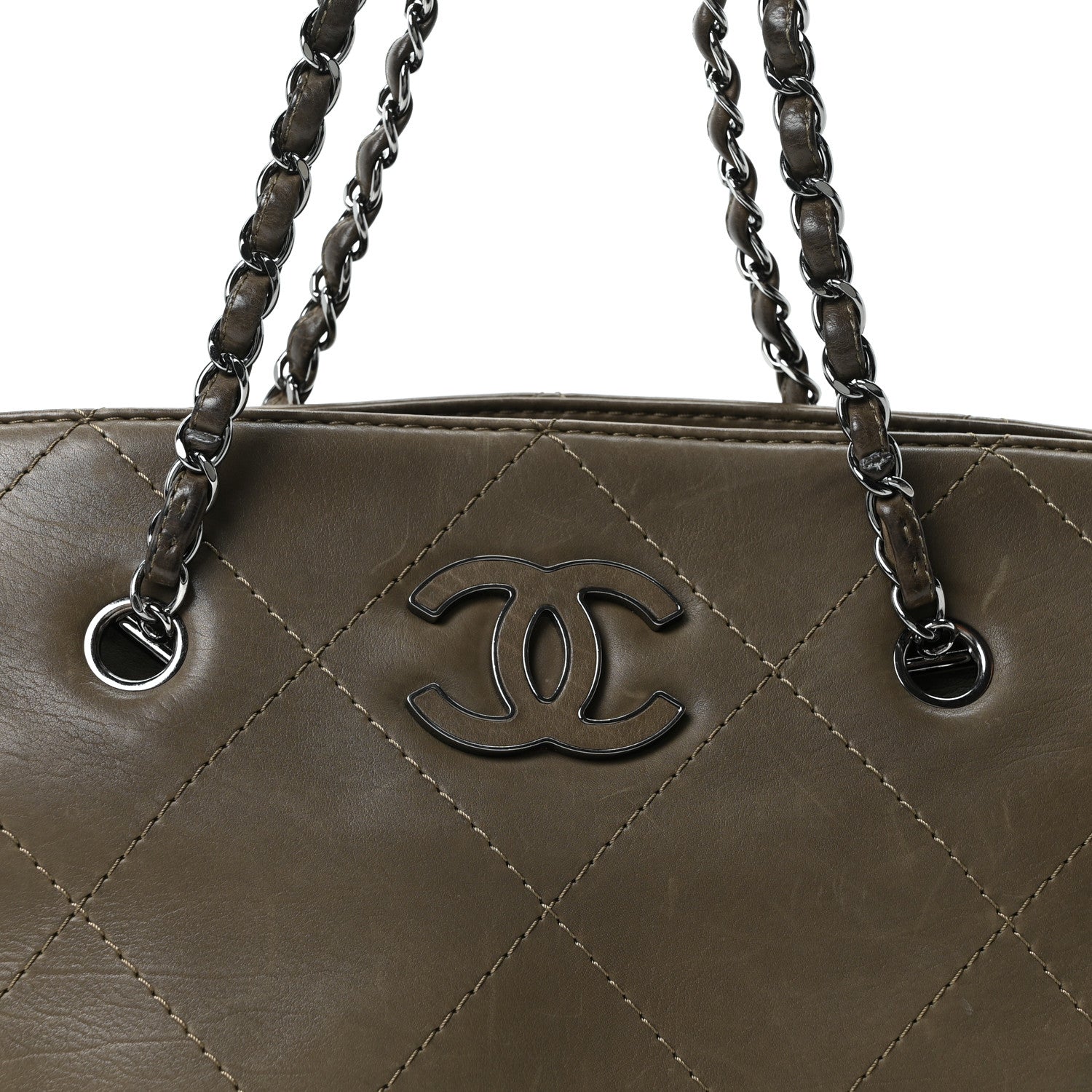 Chanel Washed Calfskin Diamond Stitch Hamptons Shopping Tote Green 8 of 10