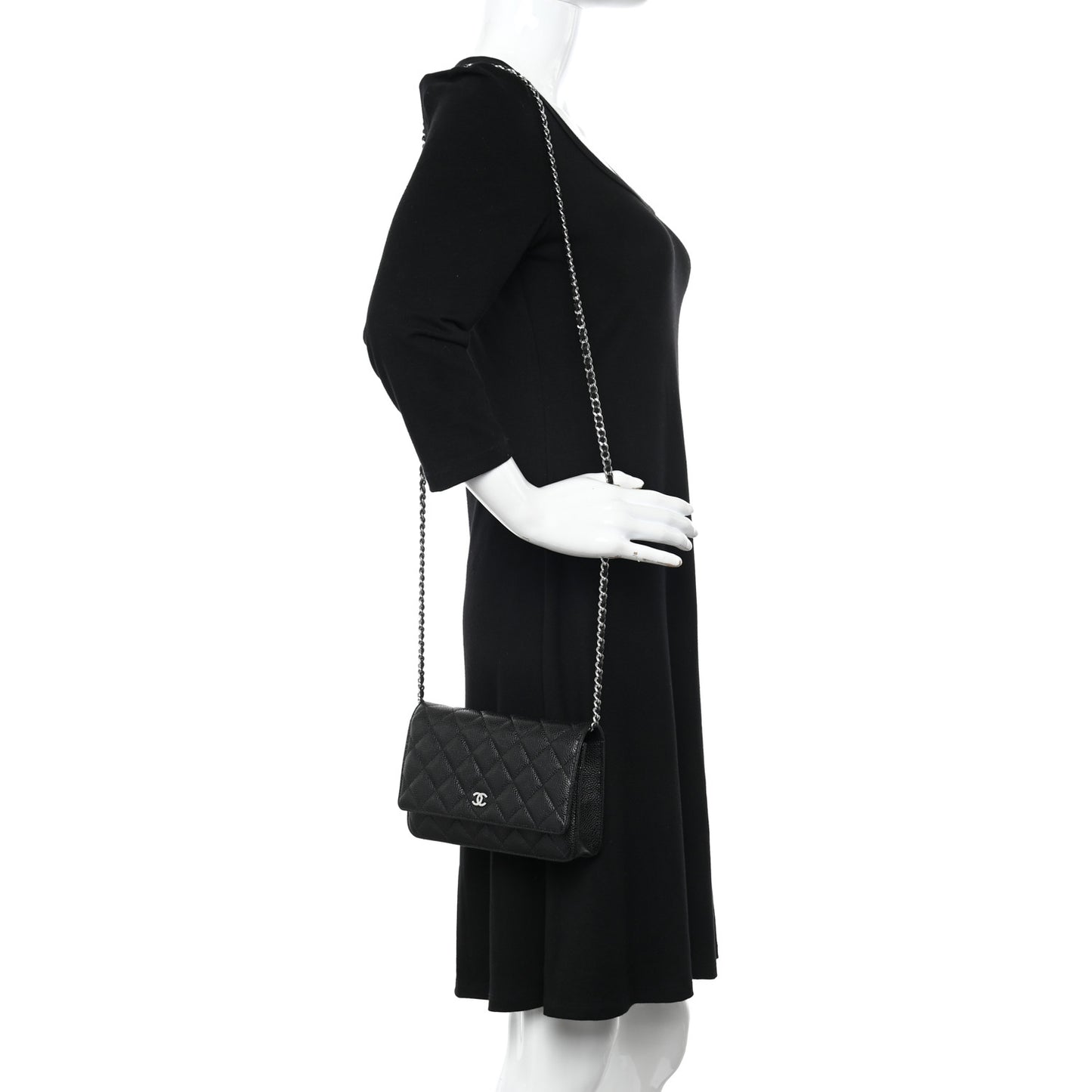 Caviar Quilted Wallet on Chain WOC Black