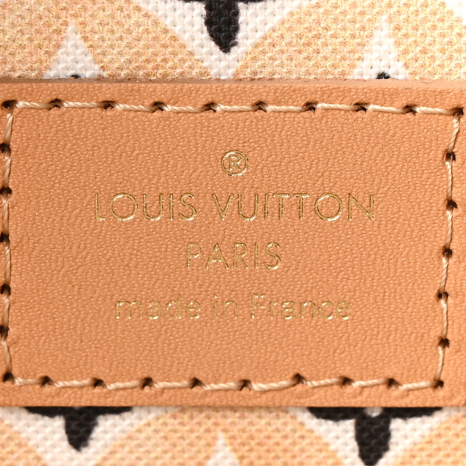 Louis Vuitton Monogram Giant By The Pool 2.0 Onthego MM Beige 6 of 9