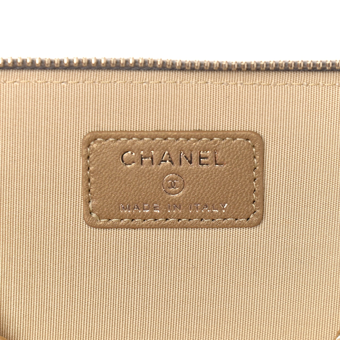 Lambskin Quilted Small Pearl Crush Vanity Case With Chain Grey