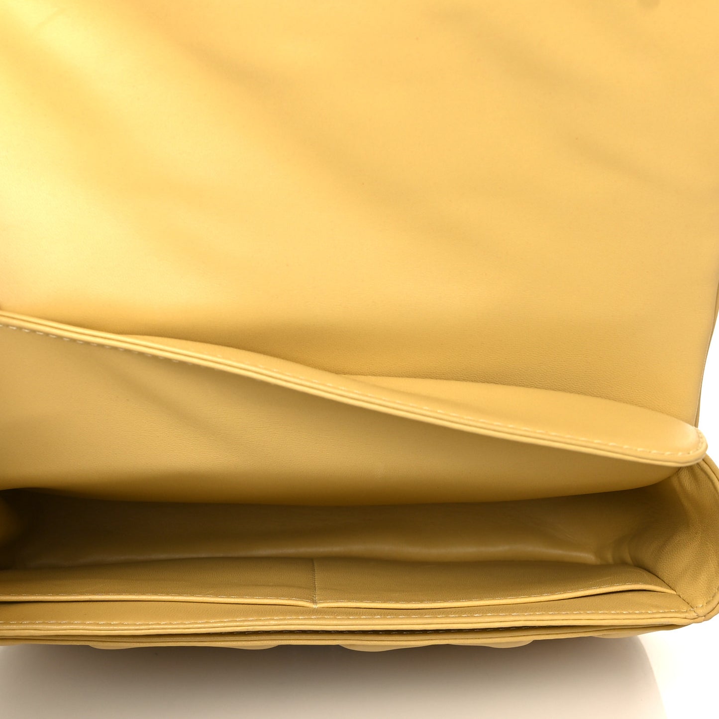 Lambskin Mama Broderie Pochette Jaune Pale