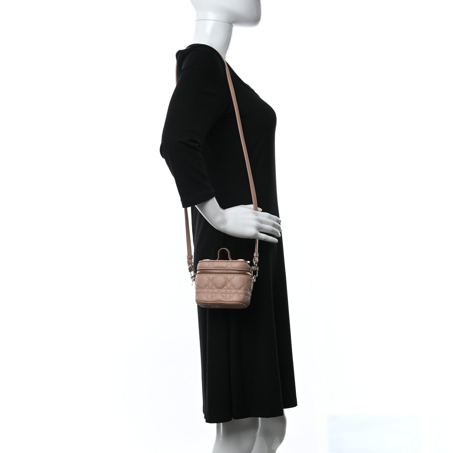 Lambskin Cannage Micro Vanity Case Rose Des Vents