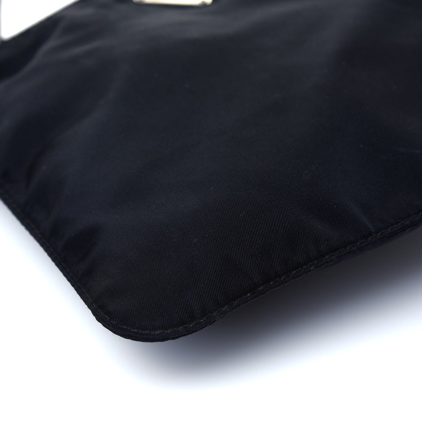 Nylon Flat Messenger Bag Black