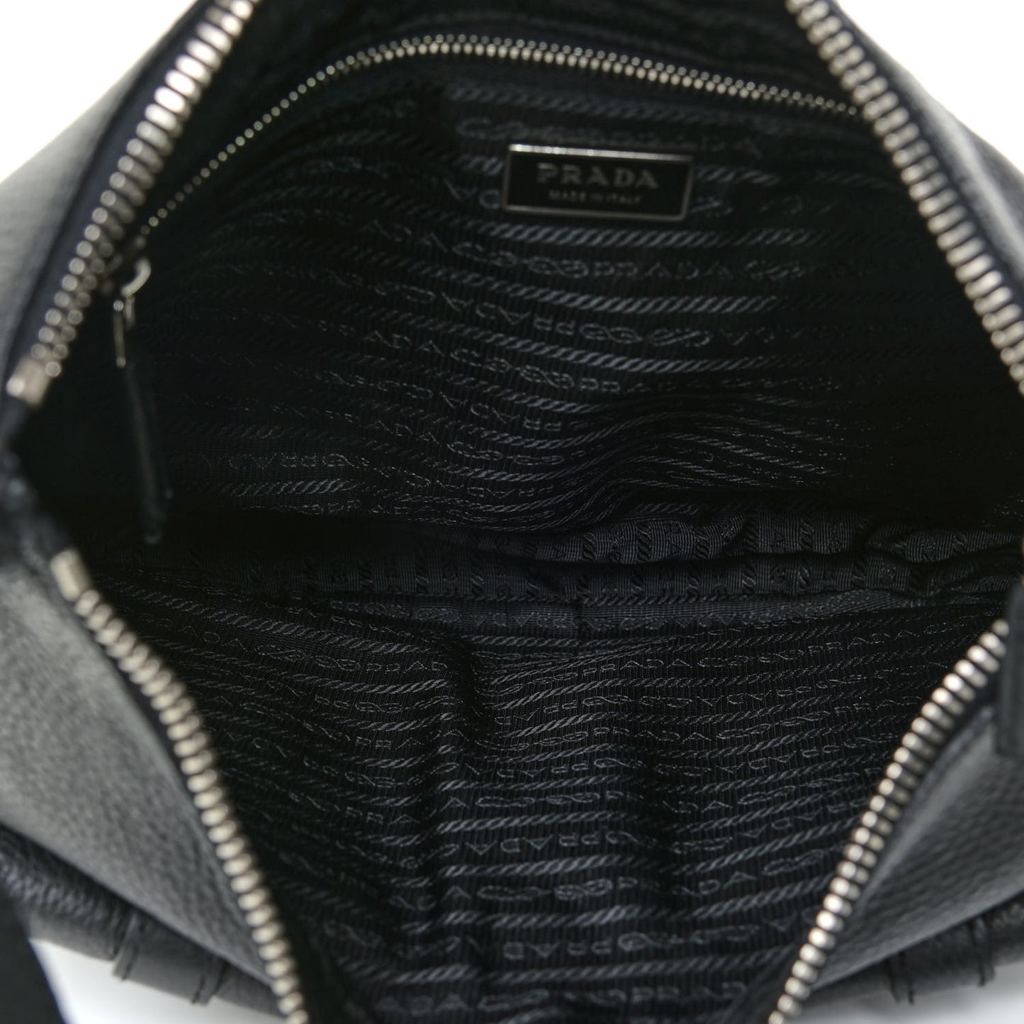 Vitello Daino Pocket Hobo Black