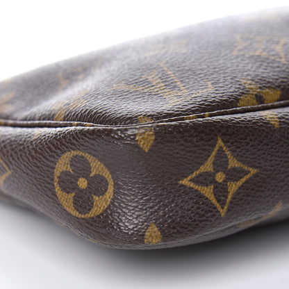 Louis Vuitton Monogram Pochette Accessories 5 of 11